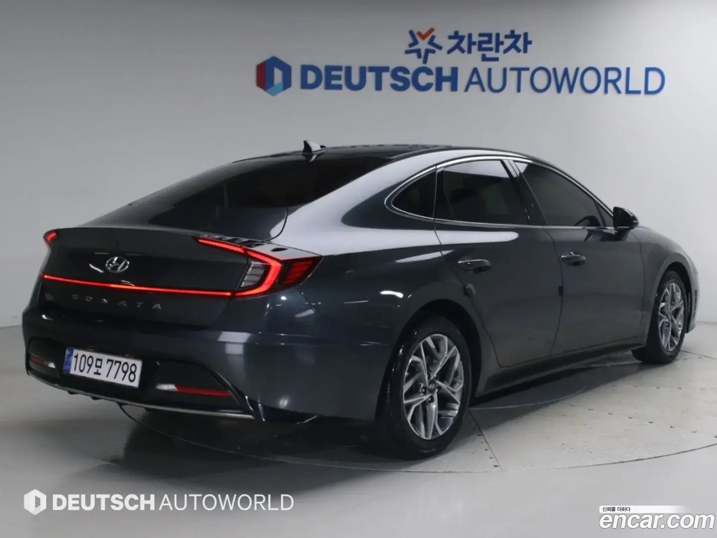 Main__Slider__Photo:Sonata Hyundai 2022.3-1