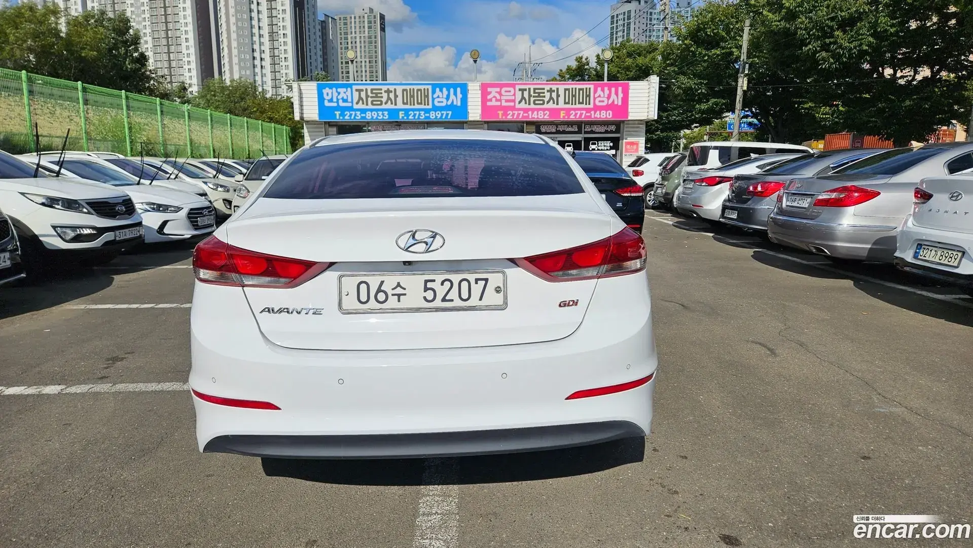 Main__Slider__Photo:AVANTE Hyundai 2017.1-1