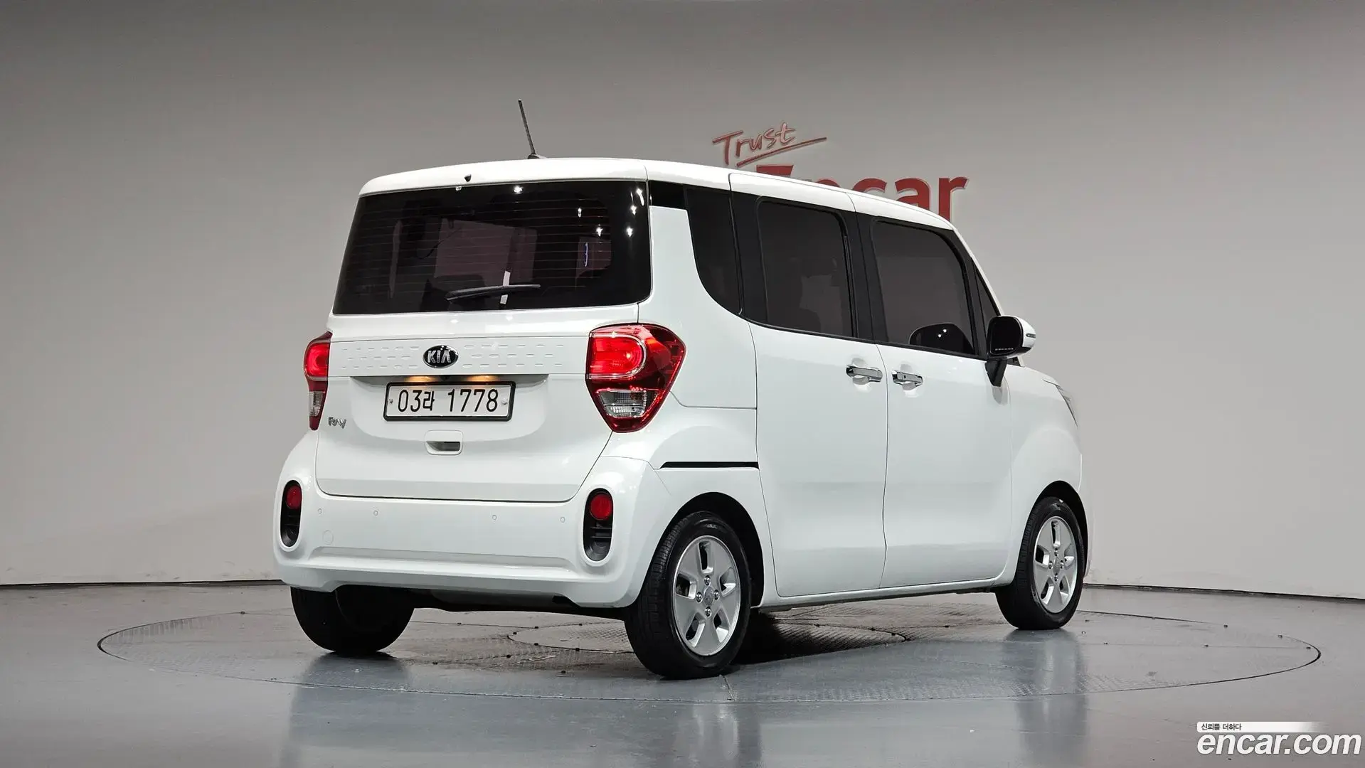 Main__Slider__Photo:RAY Kia 2019.0-1