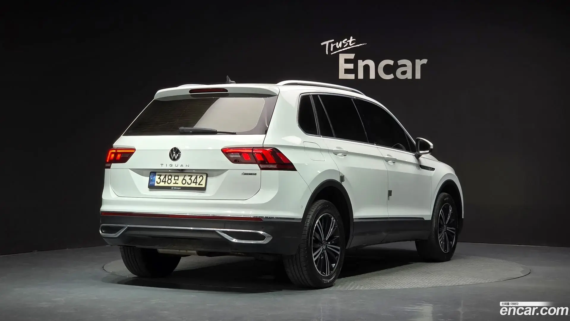 Main__Slider__Photo:Tiguan Volkswagen 2022.3-1