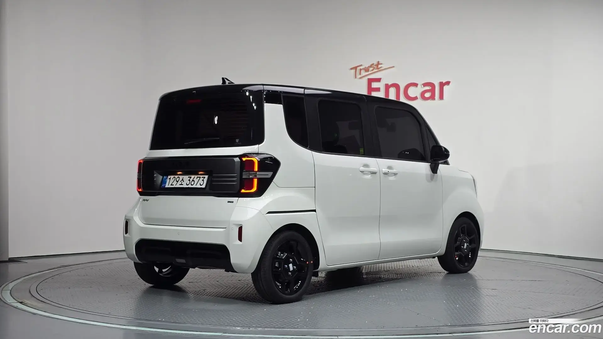 Main__Slider__Photo:RAY Kia 2026.7-1