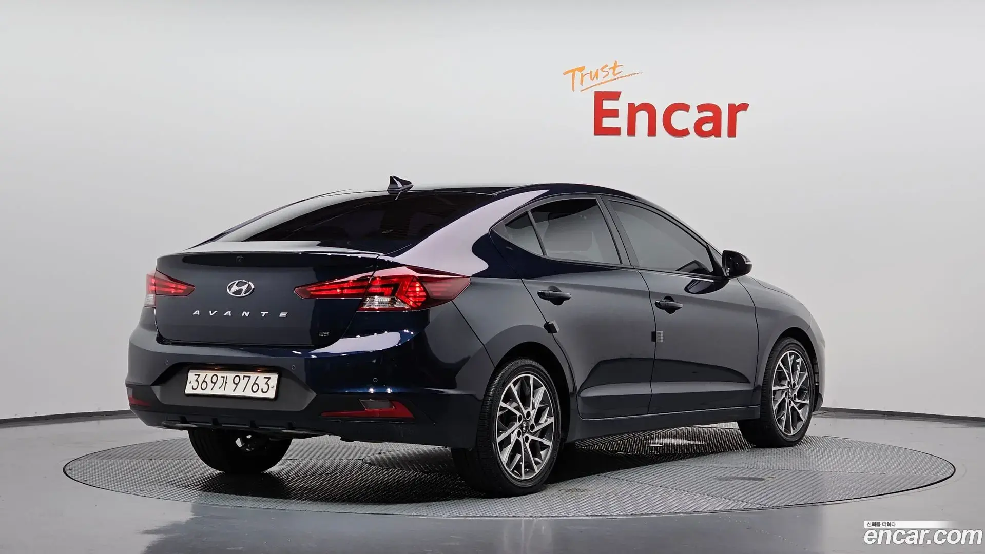 Main__Slider__Photo:AVANTE Hyundai 2019.6-1