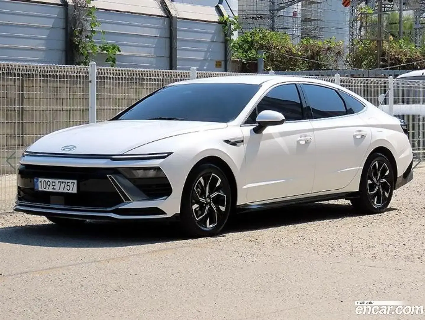 Main__Slider__Photo:Sonata Hyundai 2023.9-1