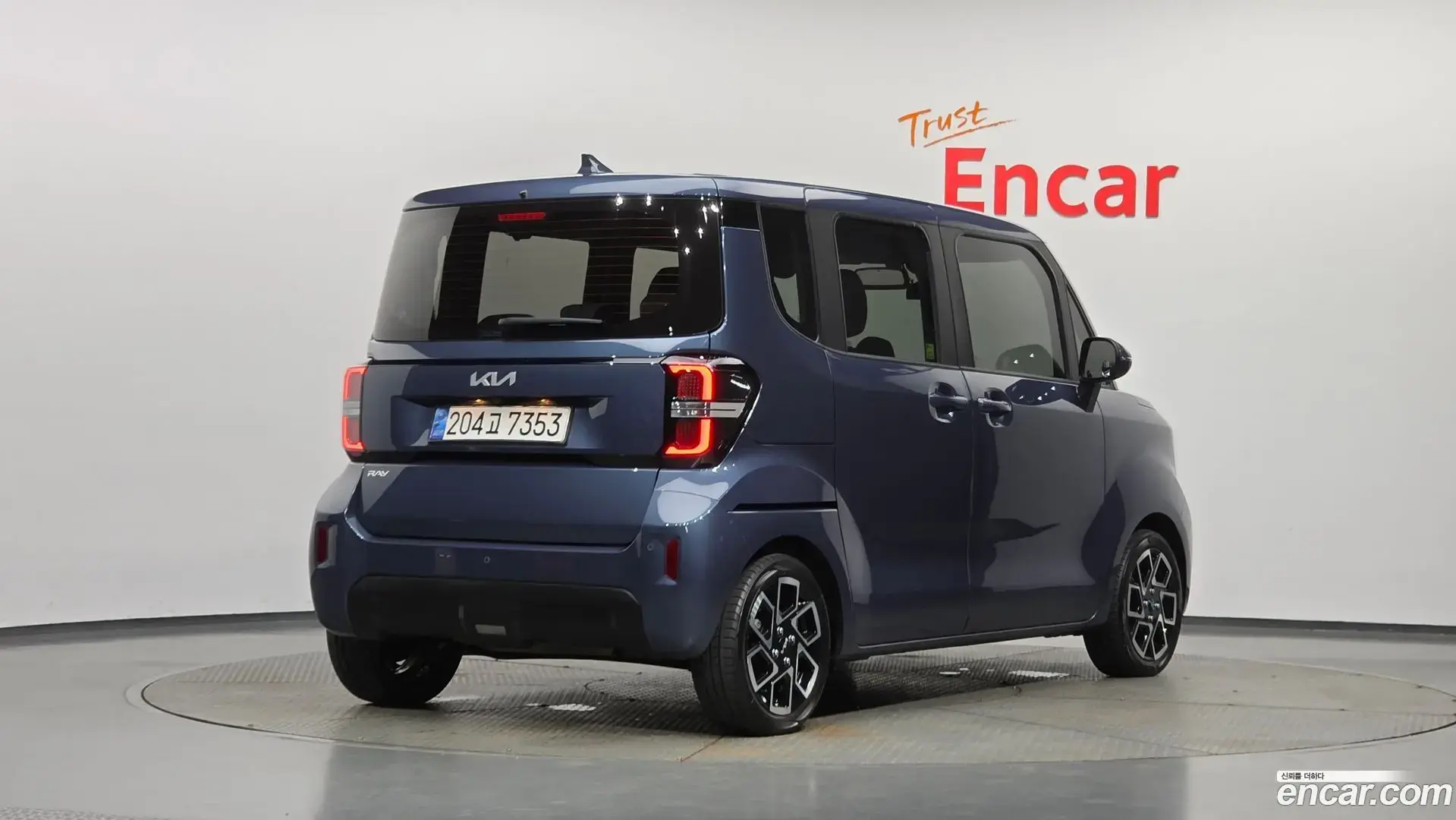 Main__Slider__Photo:RAY Kia 2024.2-1