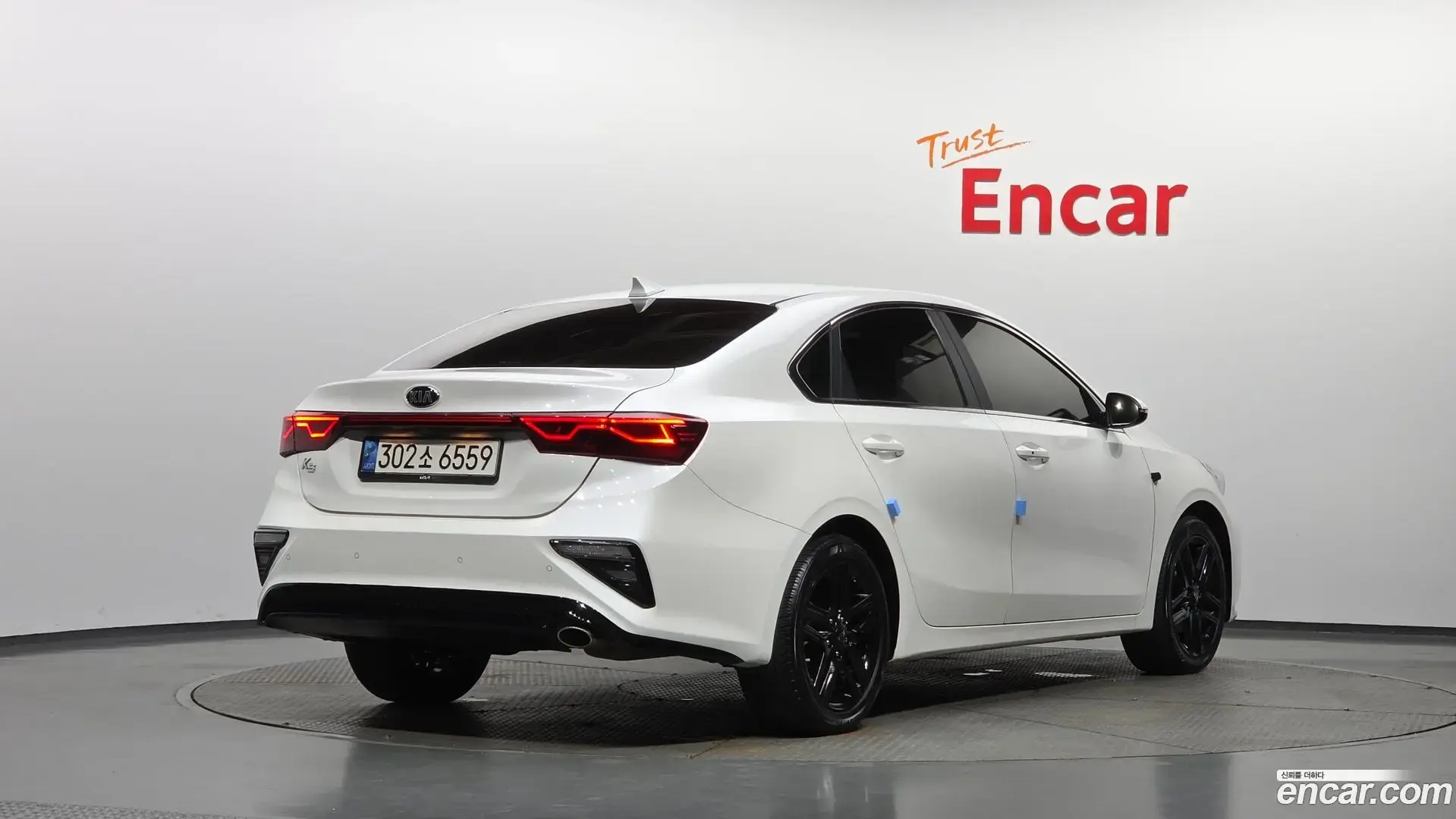 Main__Slider__Photo:K3 Kia 2018.3-1