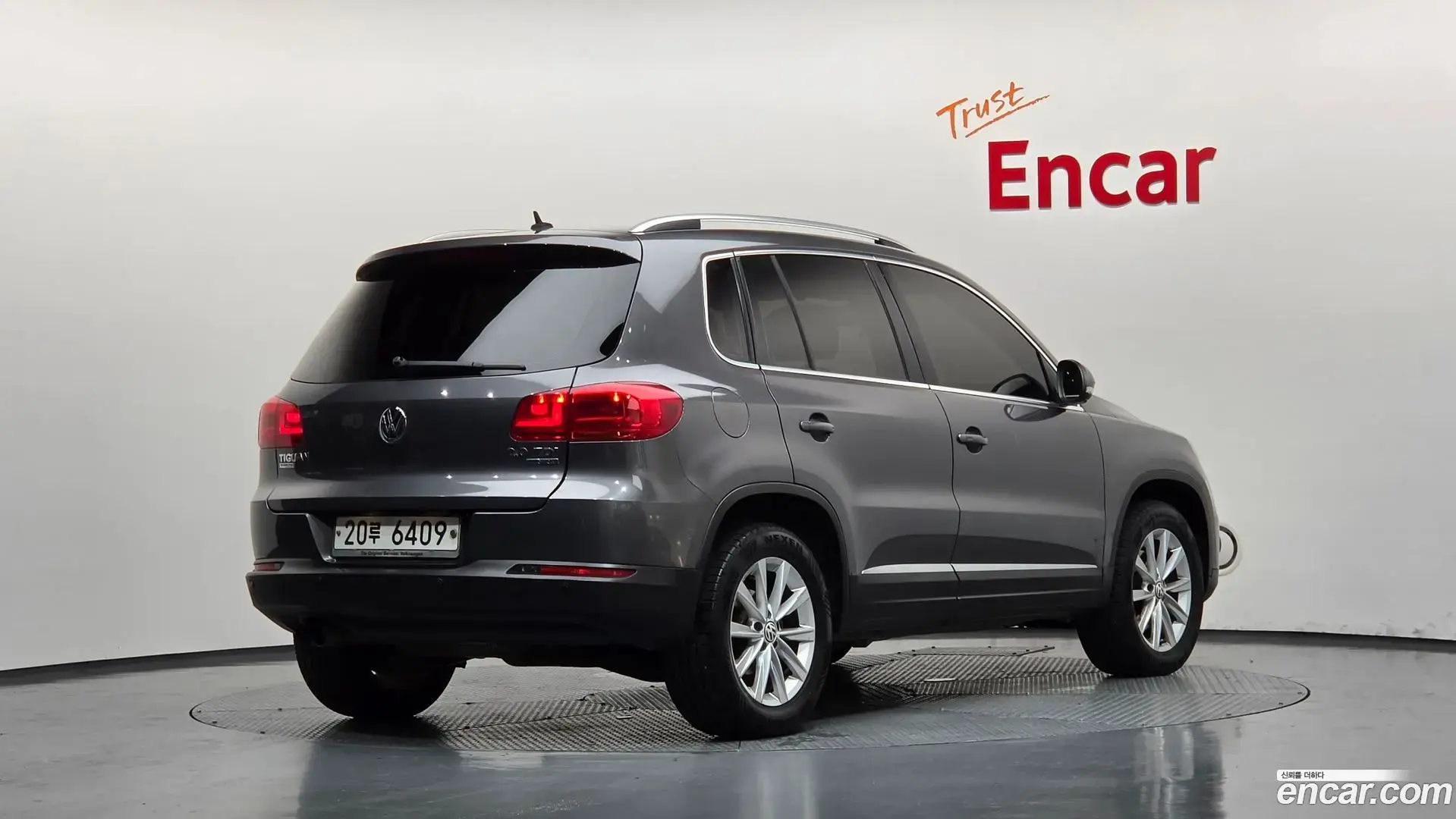 Main__Slider__Photo:Tiguan Volkswagen 2012.11-1