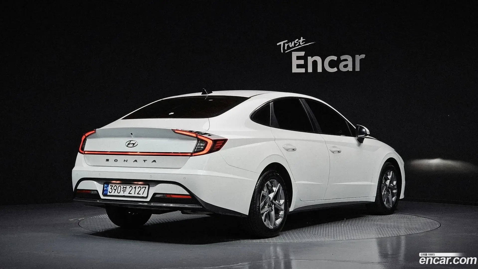 Main__Slider__Photo:Sonata Hyundai 2020.8-1
