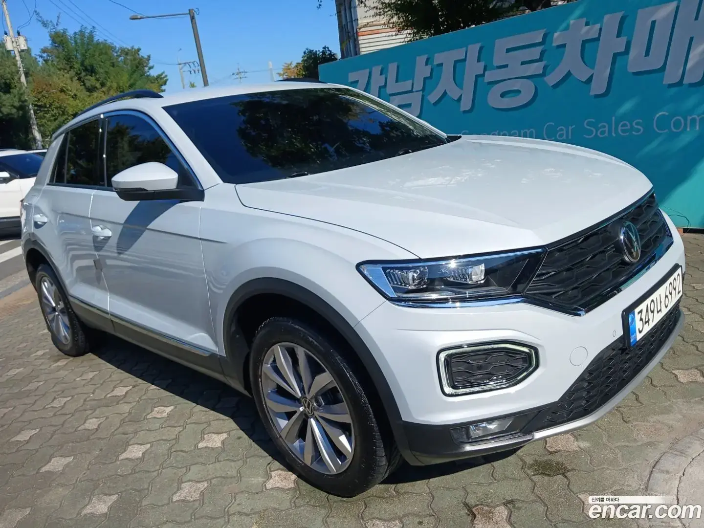 Main__Slider__Photo:T-Roc Volkswagen 2021.5-1