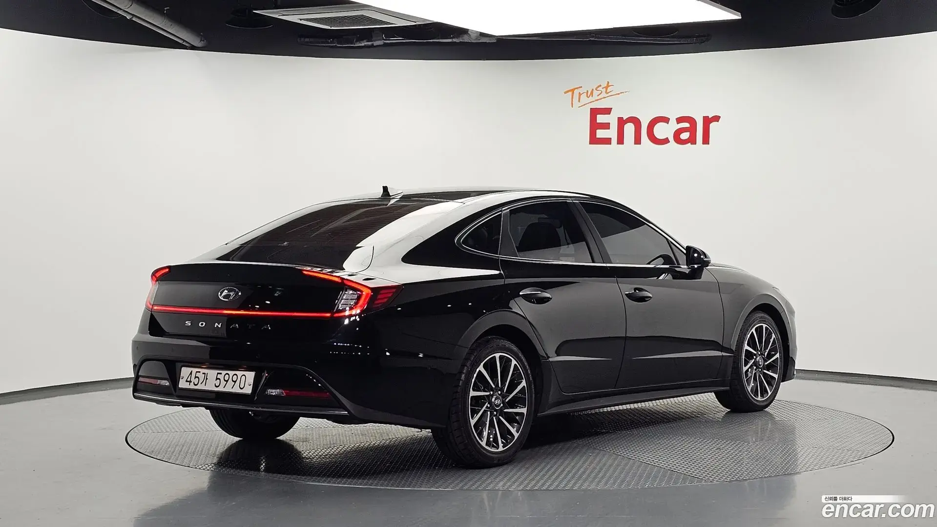 Main__Slider__Photo:Sonata Hyundai 2019.4-1