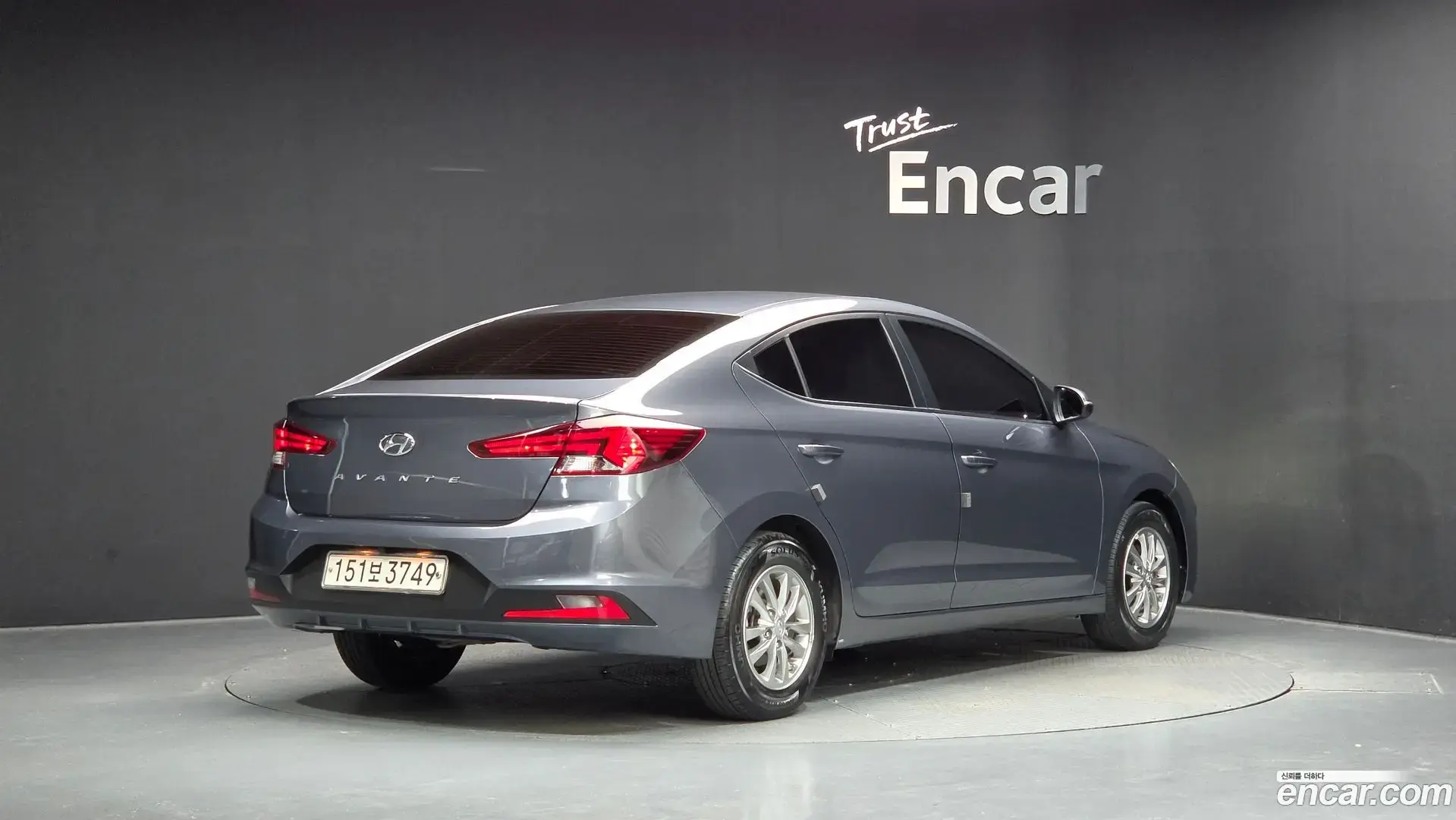 Main__Slider__Photo:AVANTE Hyundai 2019.6-1