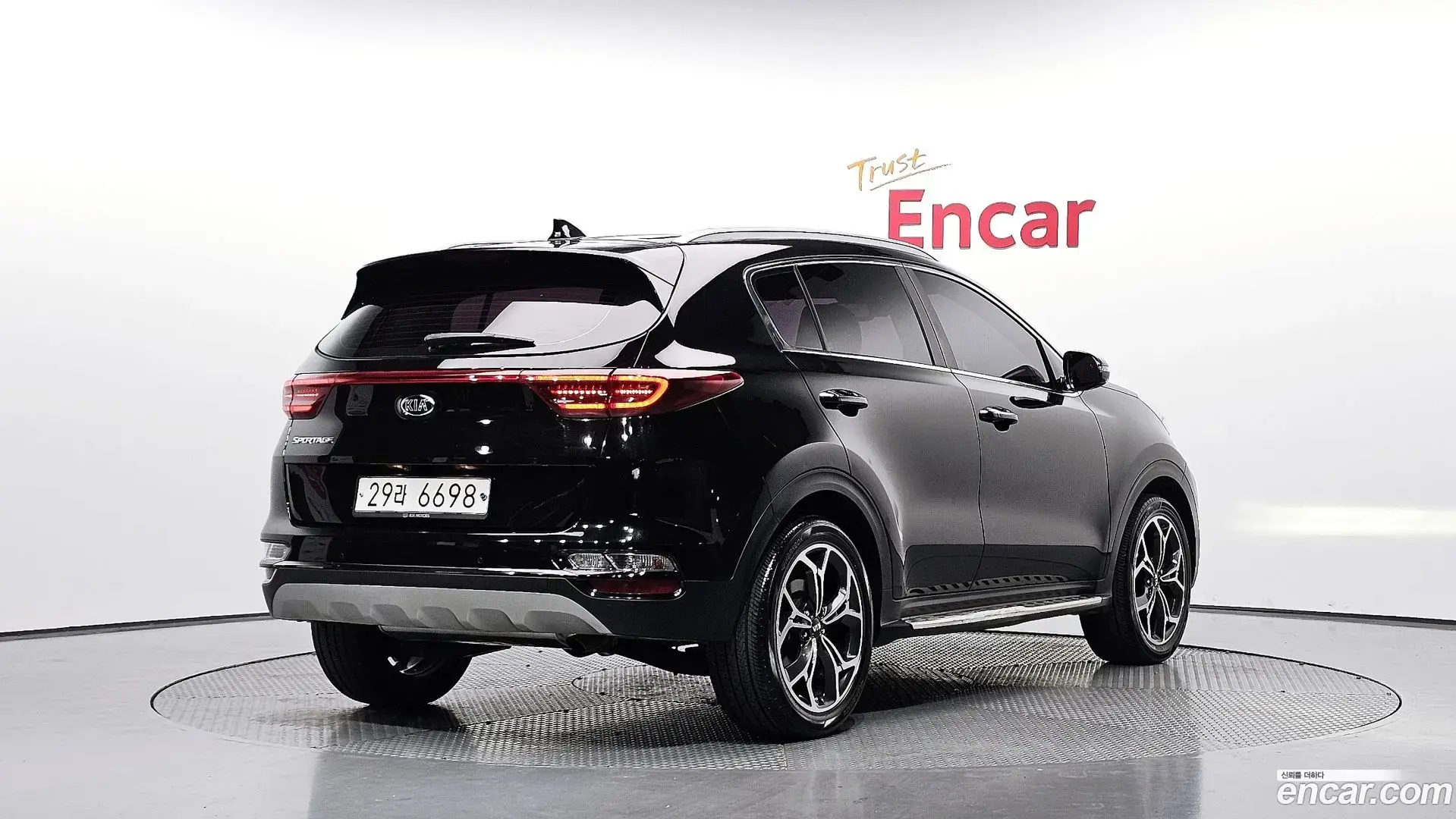 Main__Slider__Photo:Sportage Kia 2018.11-1