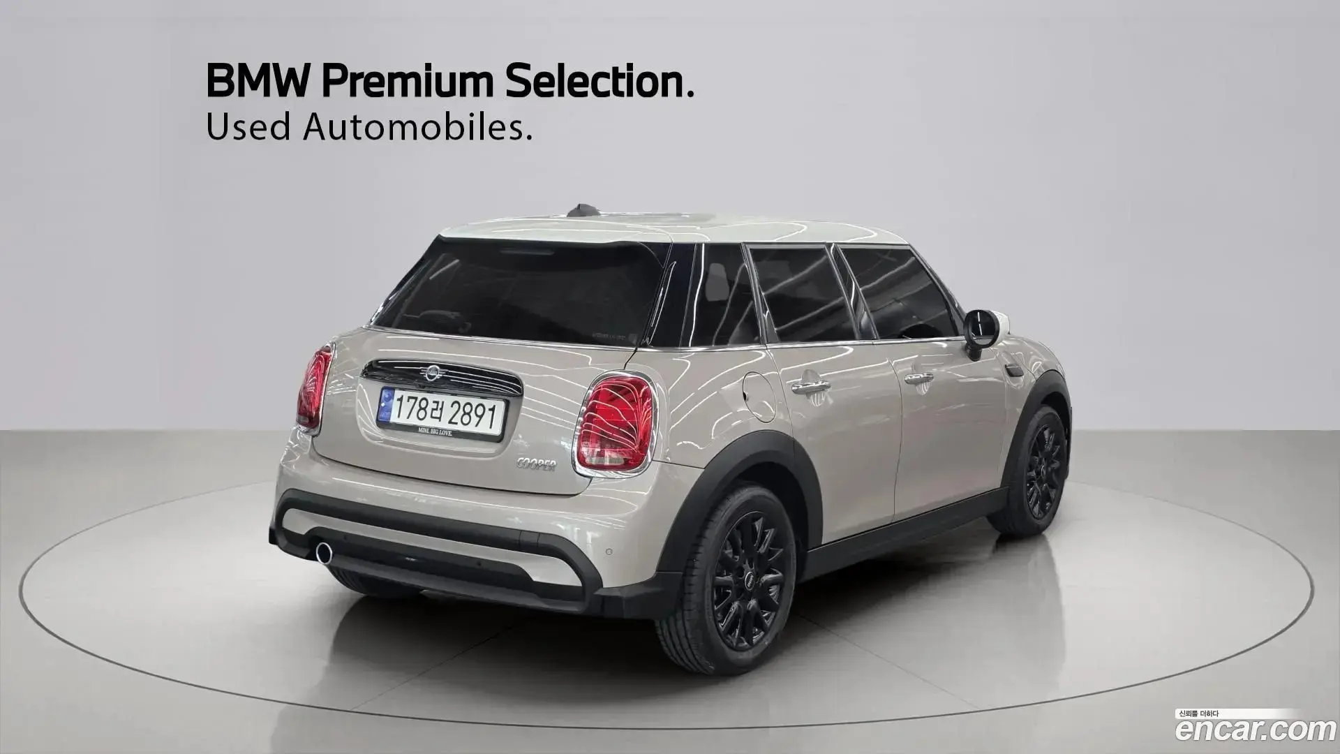 Main__Slider__Photo:Cooper Mini 2023.9-1