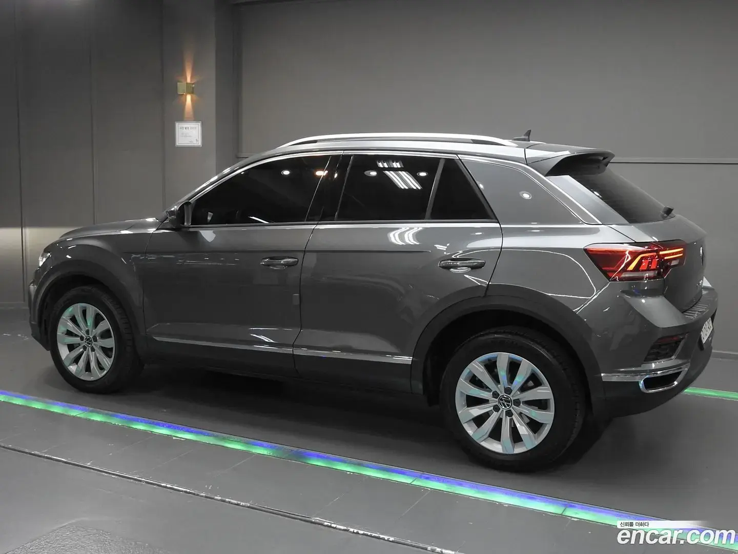 Main__Slider__Photo:T-Roc Volkswagen 2021.5-1