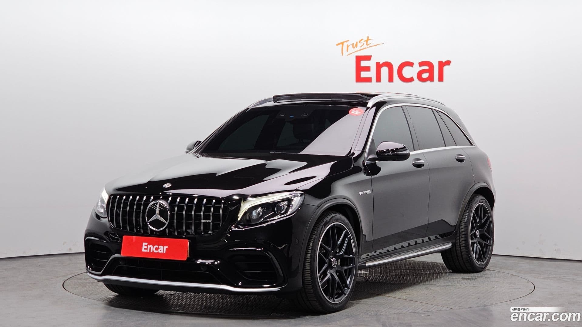 Main__Slider__Photo:GLC-Class Mercedes-Benz 2019.10-0