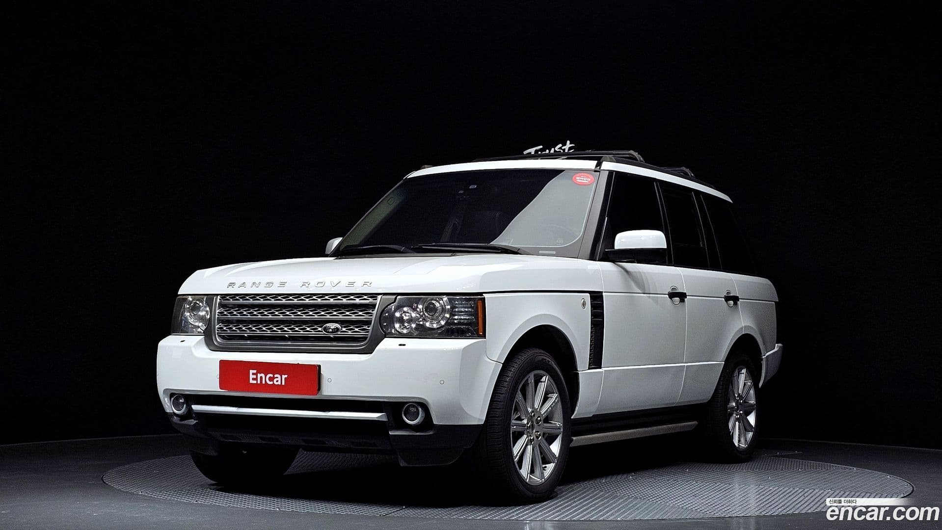 Main__Slider__Photo:Range Rover Land Rover 2011.3-0