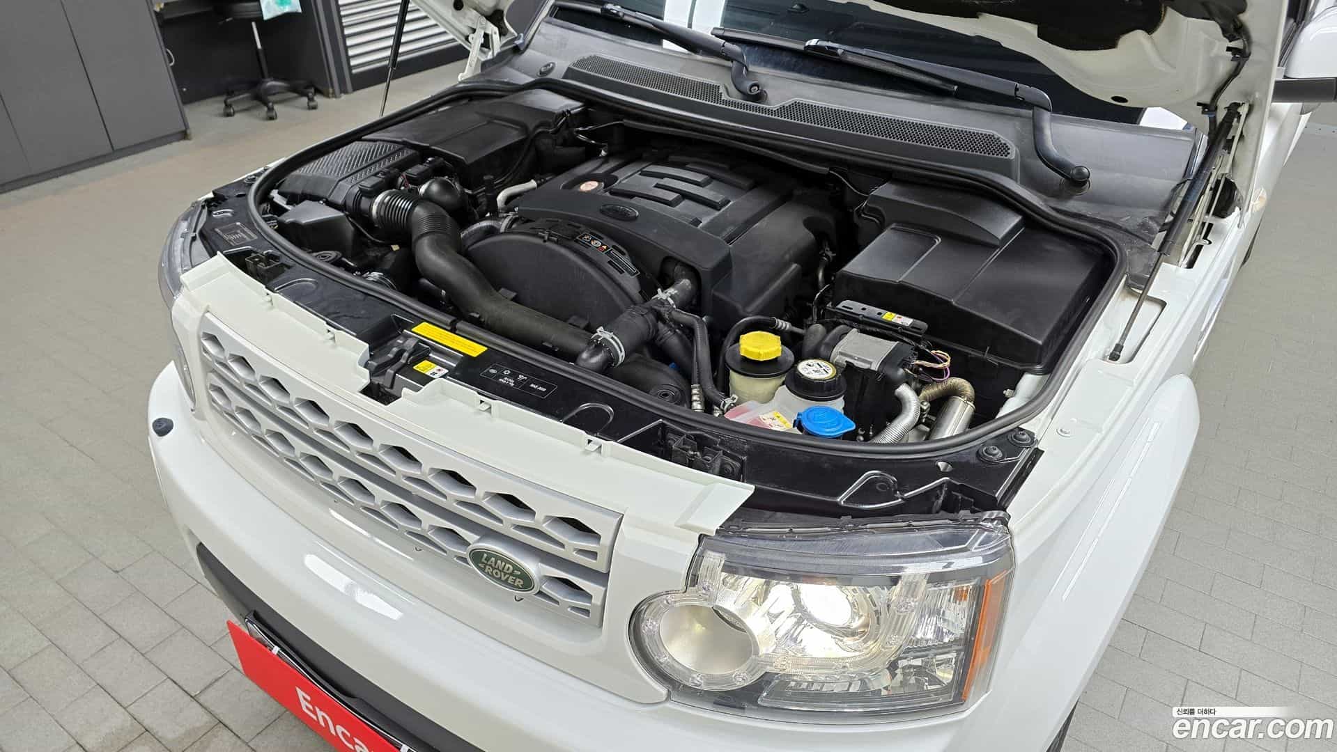Discovery Land Rover 2013.5-INNER-006