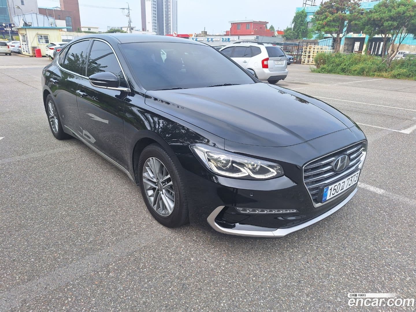 Main__Slider__Photo:Grandeur Hyundai 2019.9-0