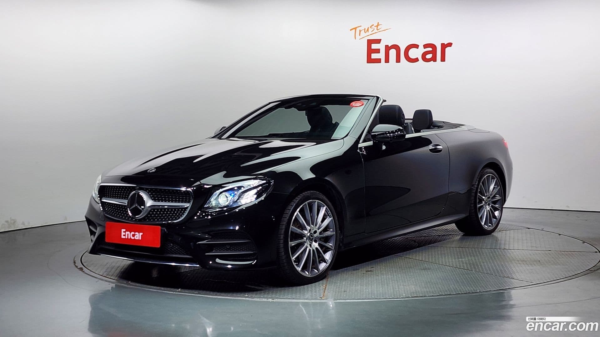 Main__Slider__Photo:E-Class Mercedes-Benz 2019.6-0