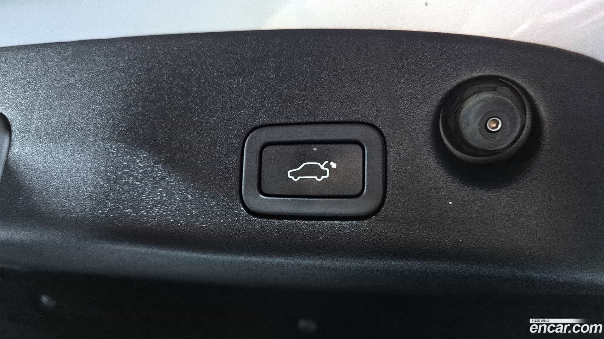 XJ Jaguar 2012.11-OPTION-024
