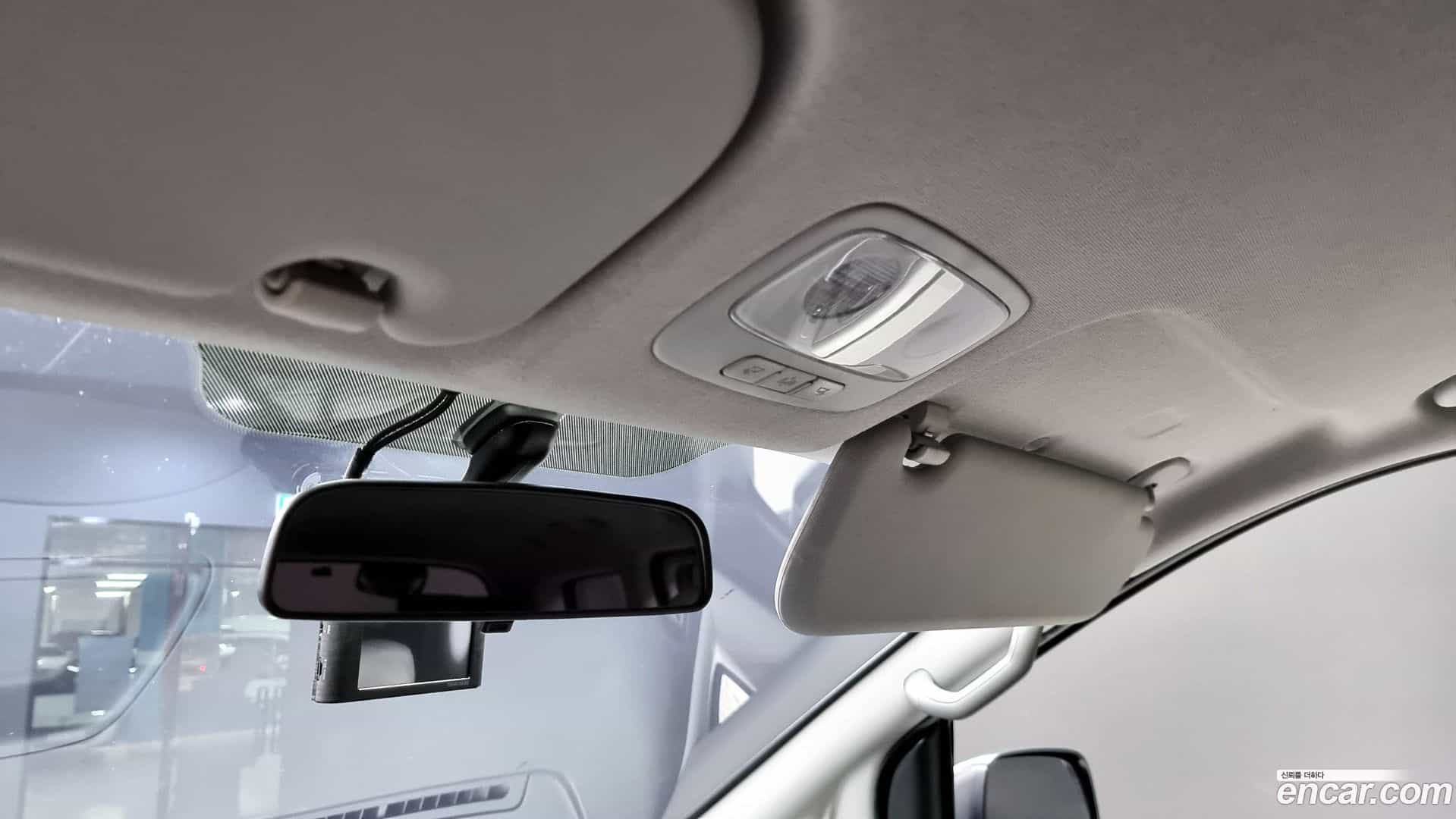 Starex Hyundai 2018.7-OPTION-024