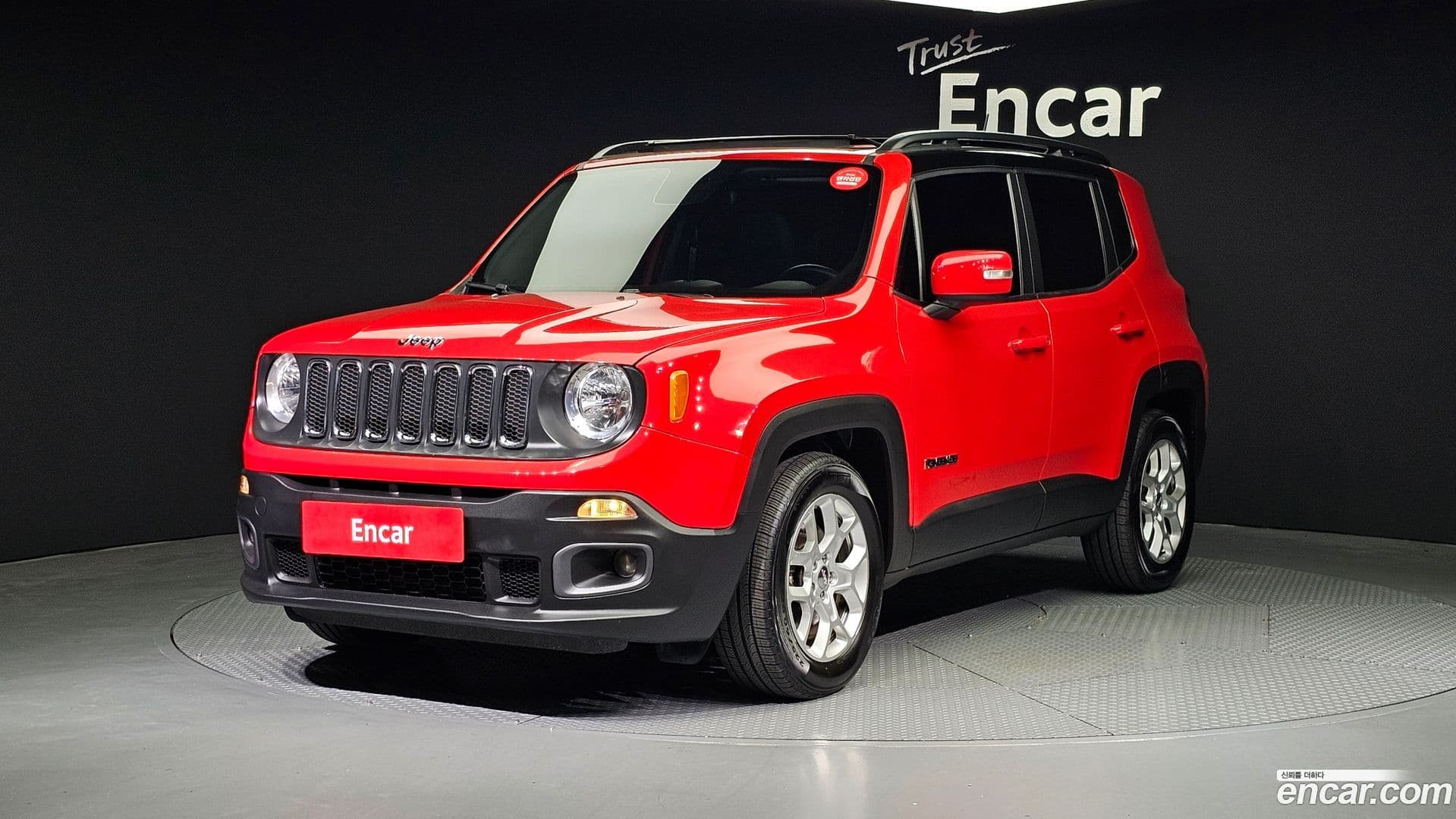 Main__Slider__Photo:Renegade Jeep 2016.4-0
