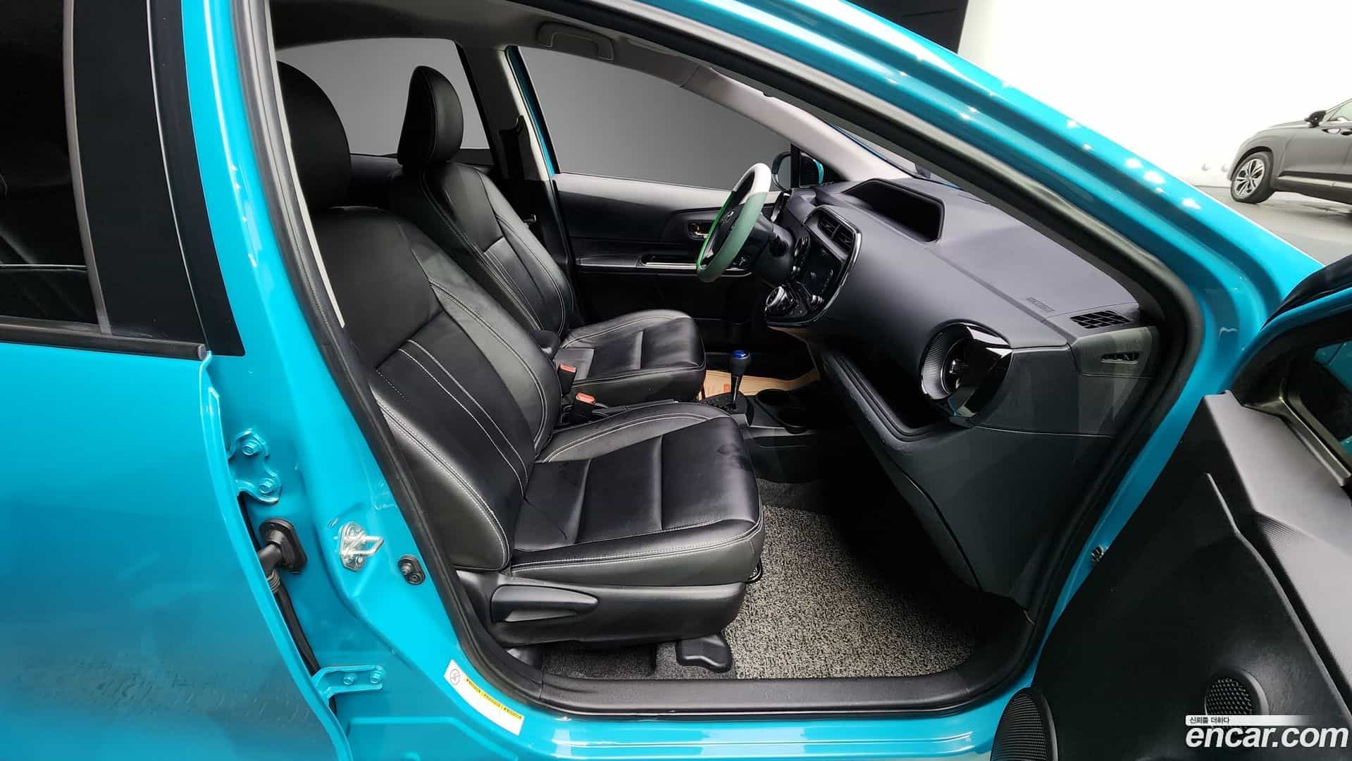 Prius Toyota 2018.6-OPTION-017