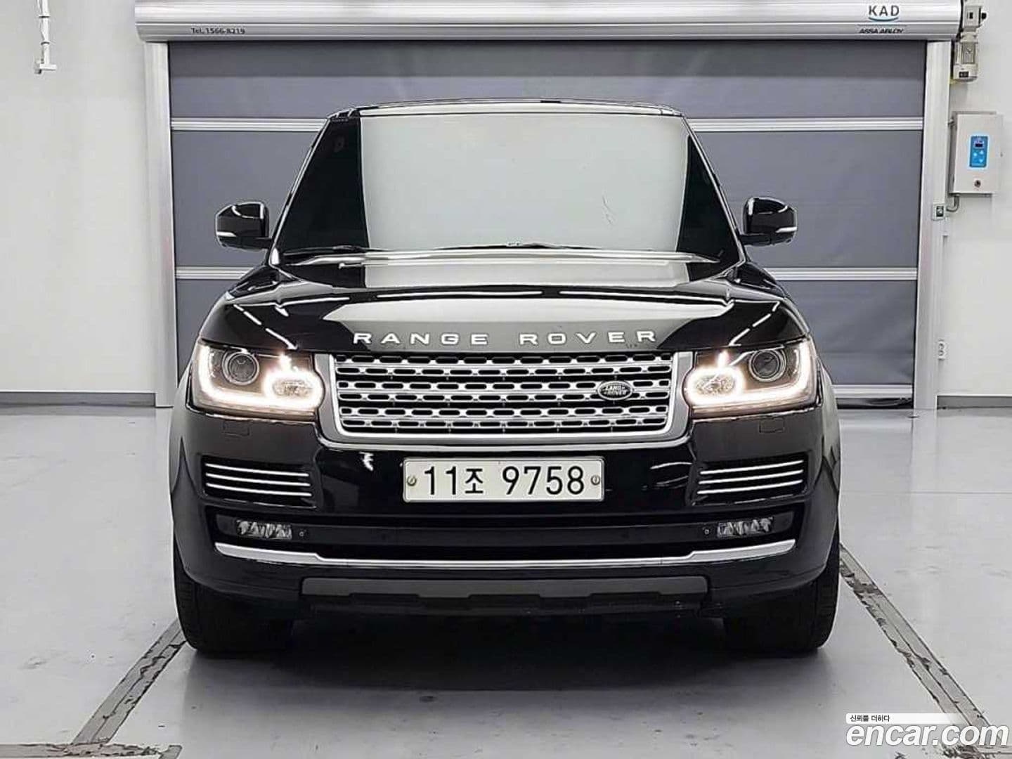 Main__Slider__Photo:Range Rover Land Rover 2015.5-0
