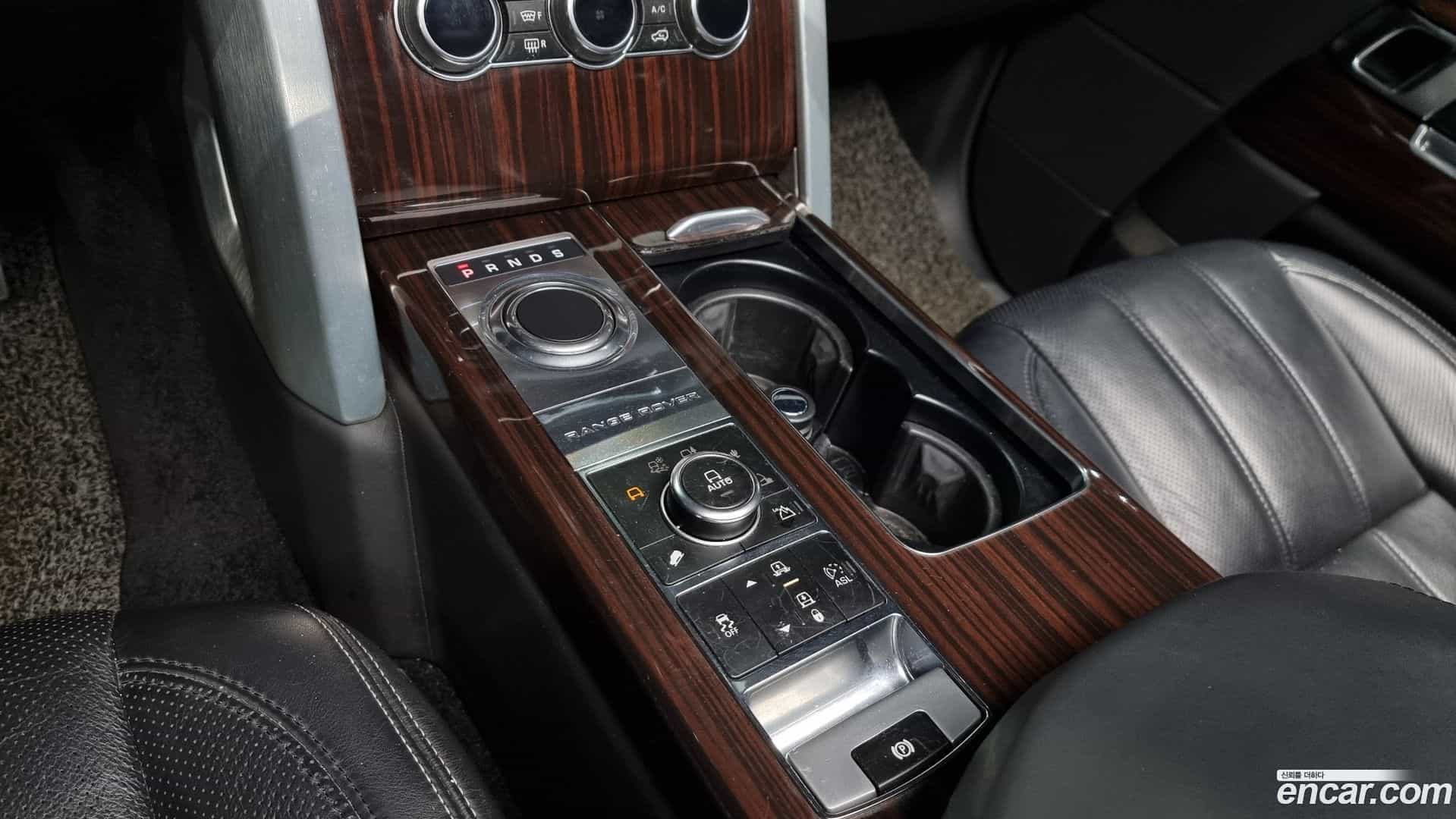Range Rover Land Rover 2015.5-INNER-009