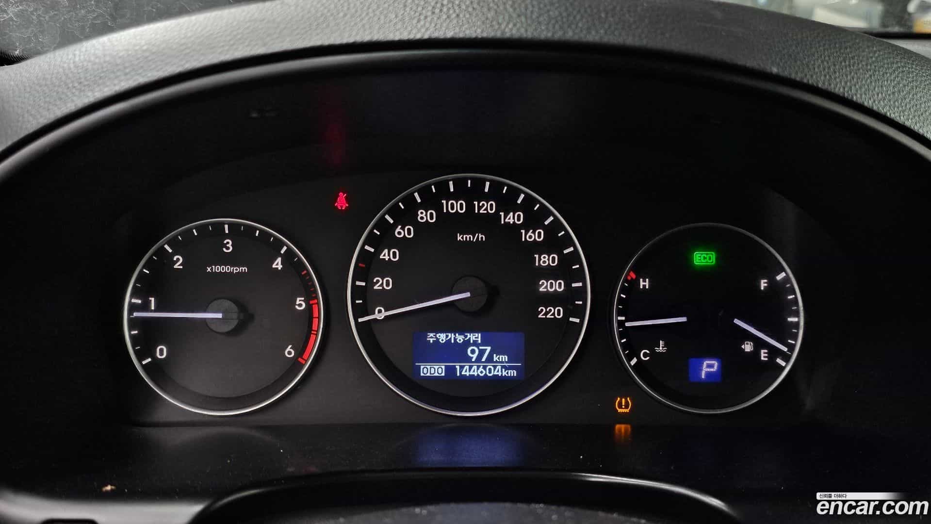 Starex Hyundai 2019.5-INNER-008