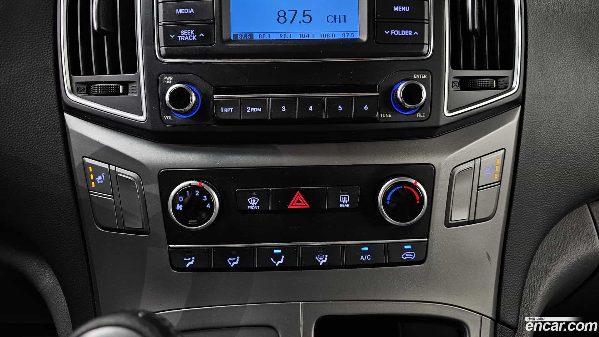 Starex Hyundai 2019.5-OPTION-021