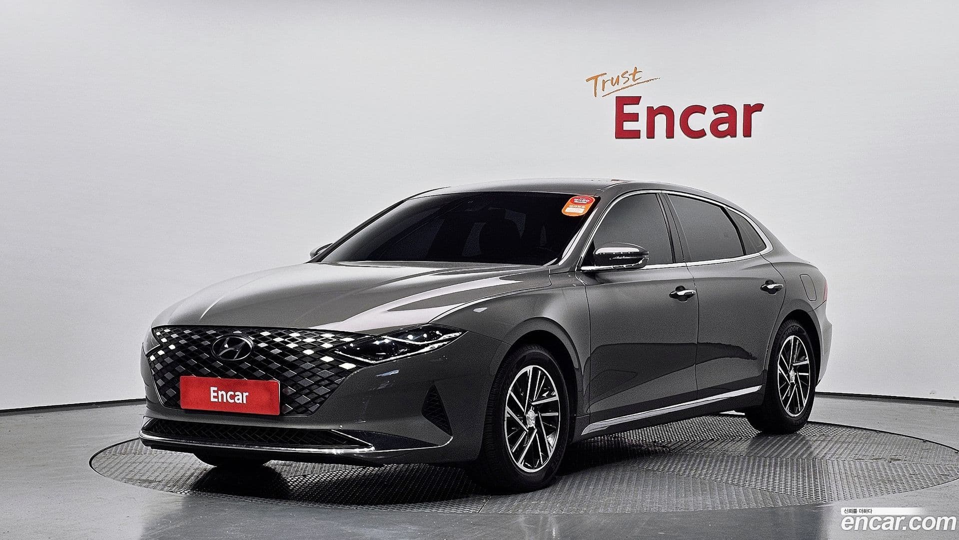 Main__Slider__Photo:Grandeur Hyundai 2020.10-0