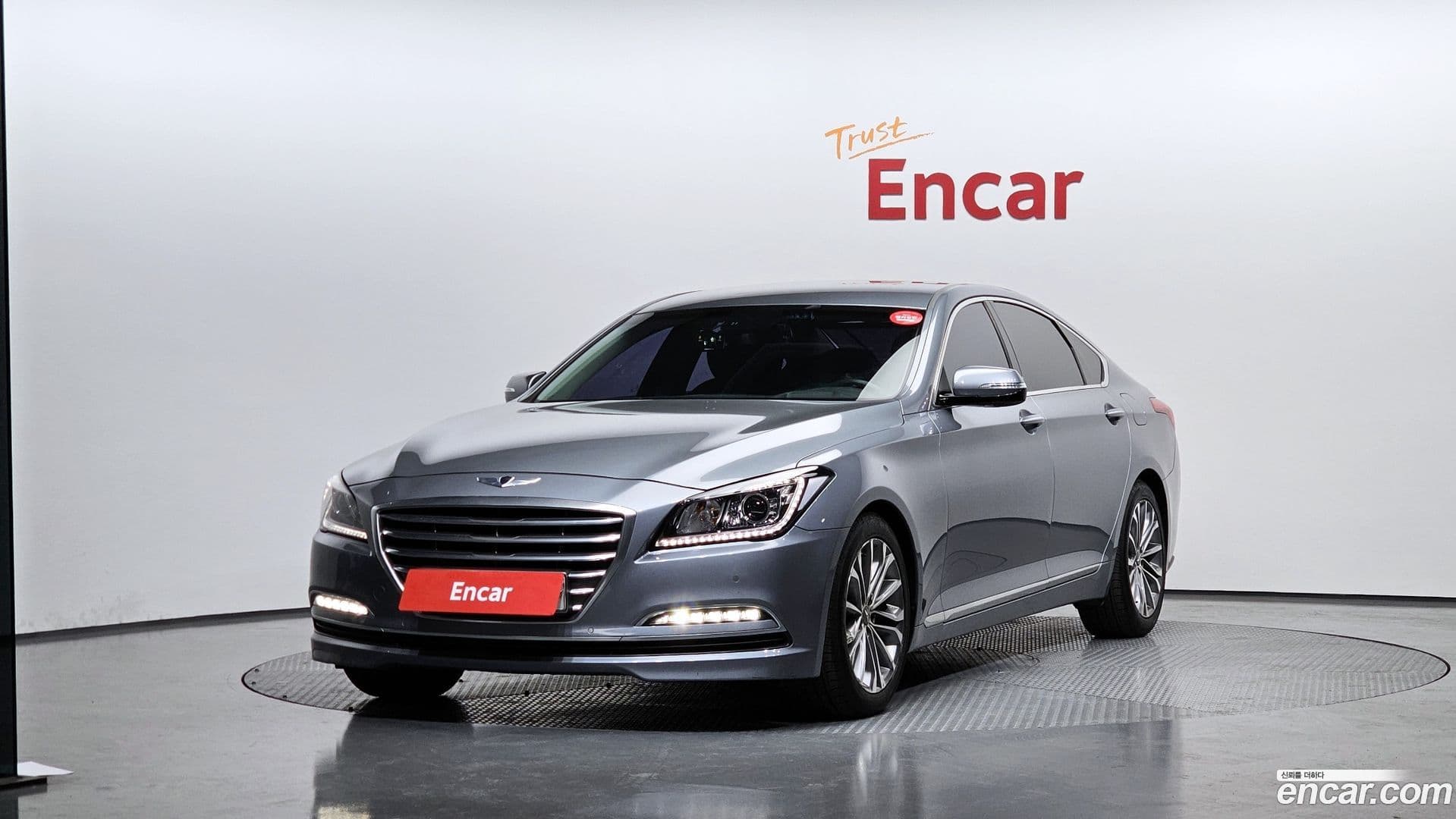 Main__Slider__Photo:Genesis Hyundai 2014.9-0