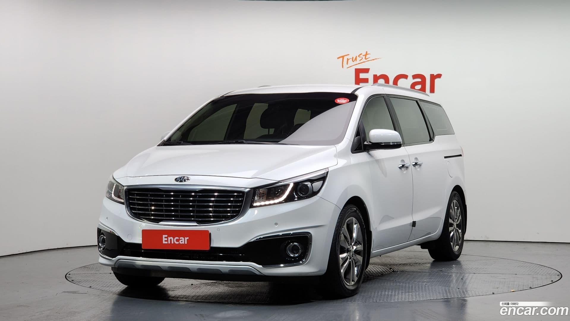 Main__Slider__Photo:Canival Kia 2016.2-0