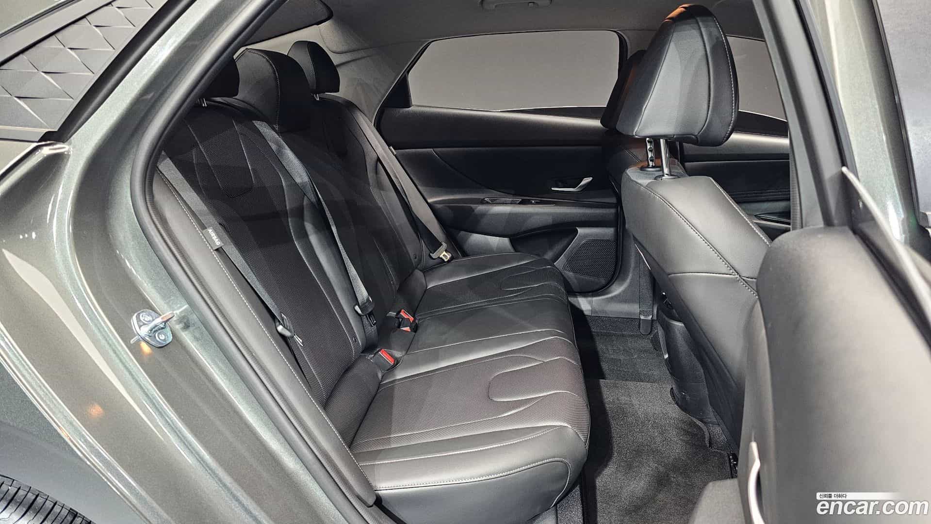 AVANTE Hyundai 2025.2-OPTION-016