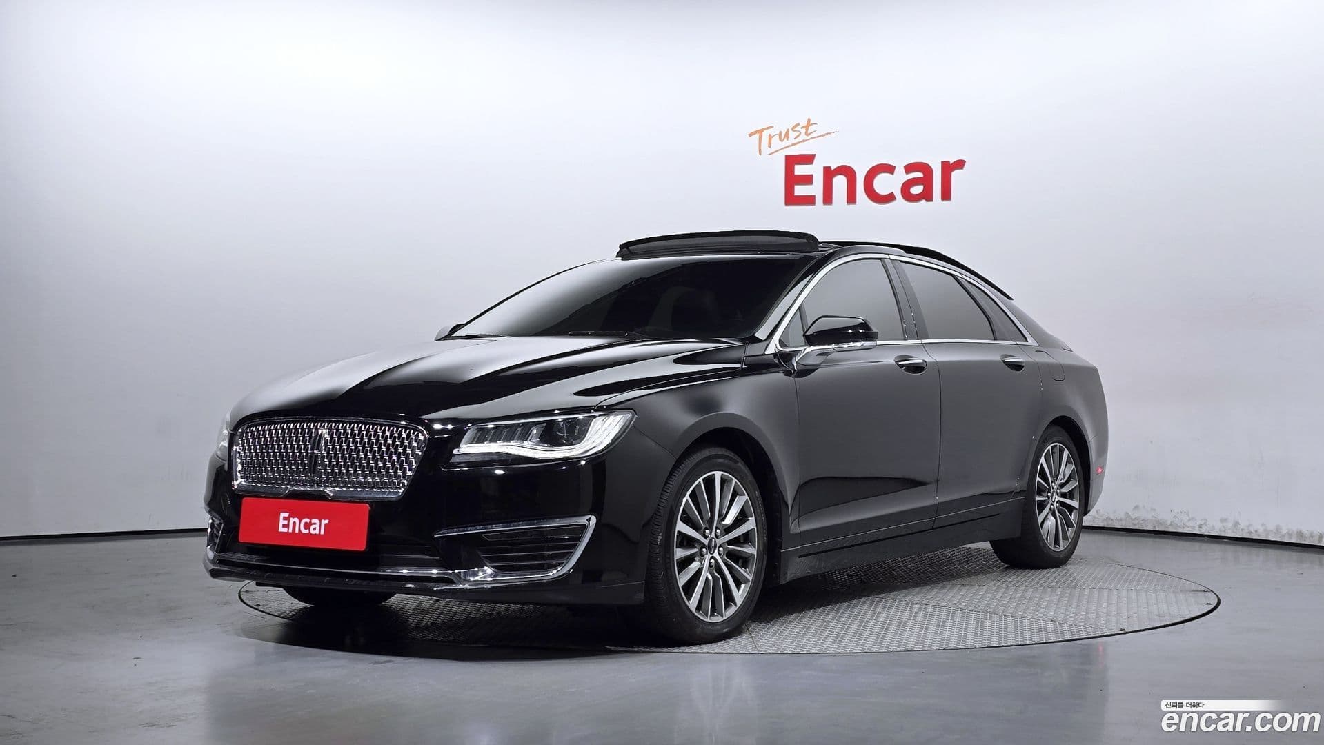 Main__Slider__Photo:MKZ Lincoln 2018.6-0