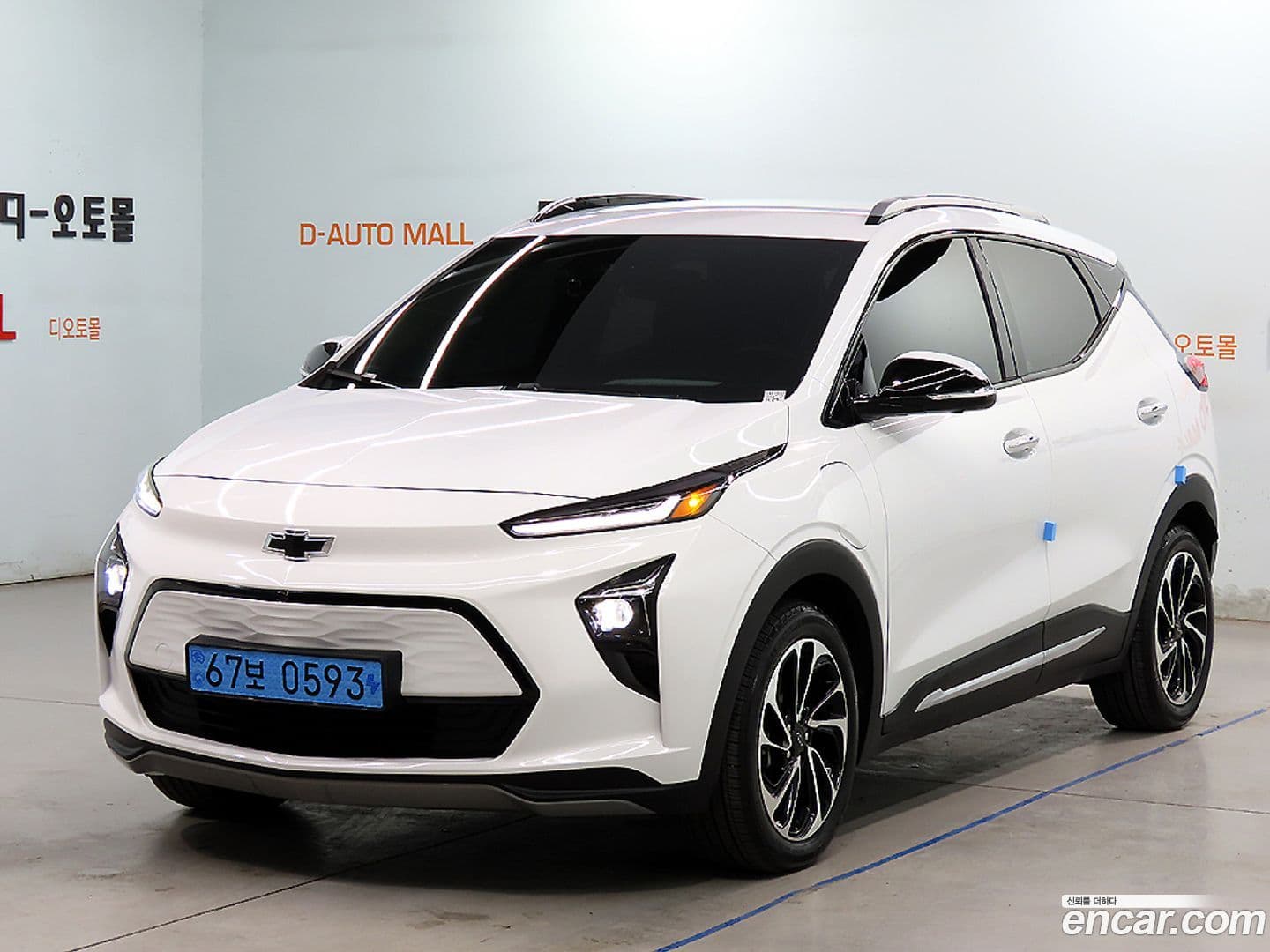 Main__Slider__Photo:볼트 EUV Chevrolet 2022.10-0