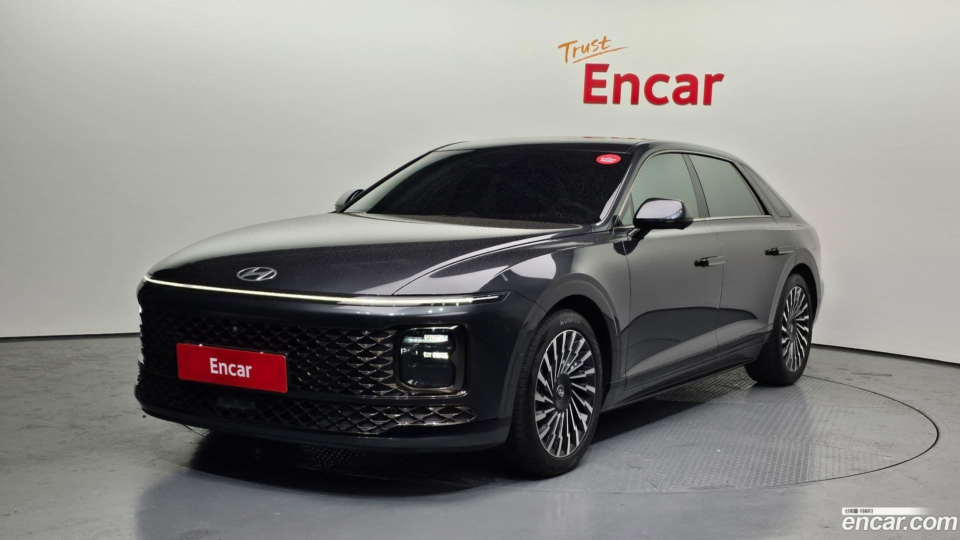 Main__Slider__Photo:Grandeur Hyundai 2023.2-0