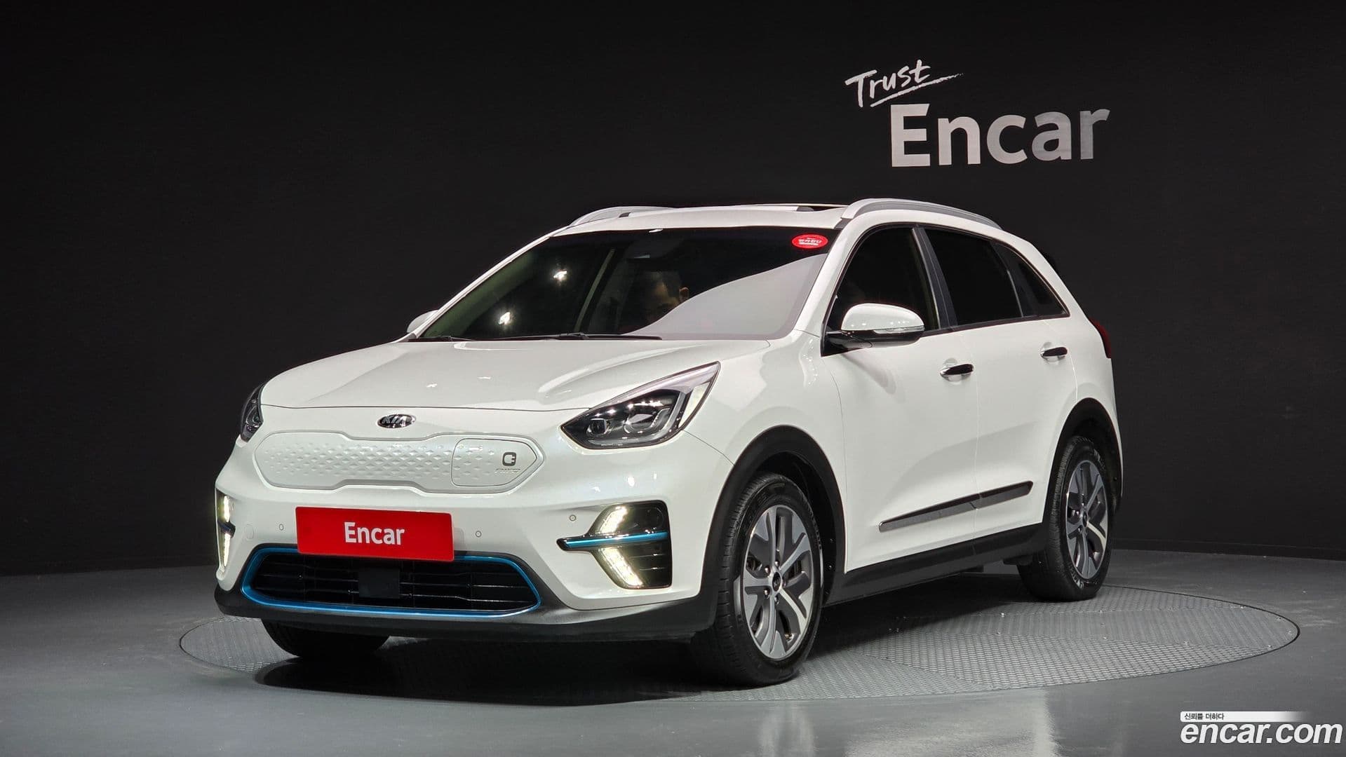 Main__Slider__Photo:Niro Kia 2021.0-0