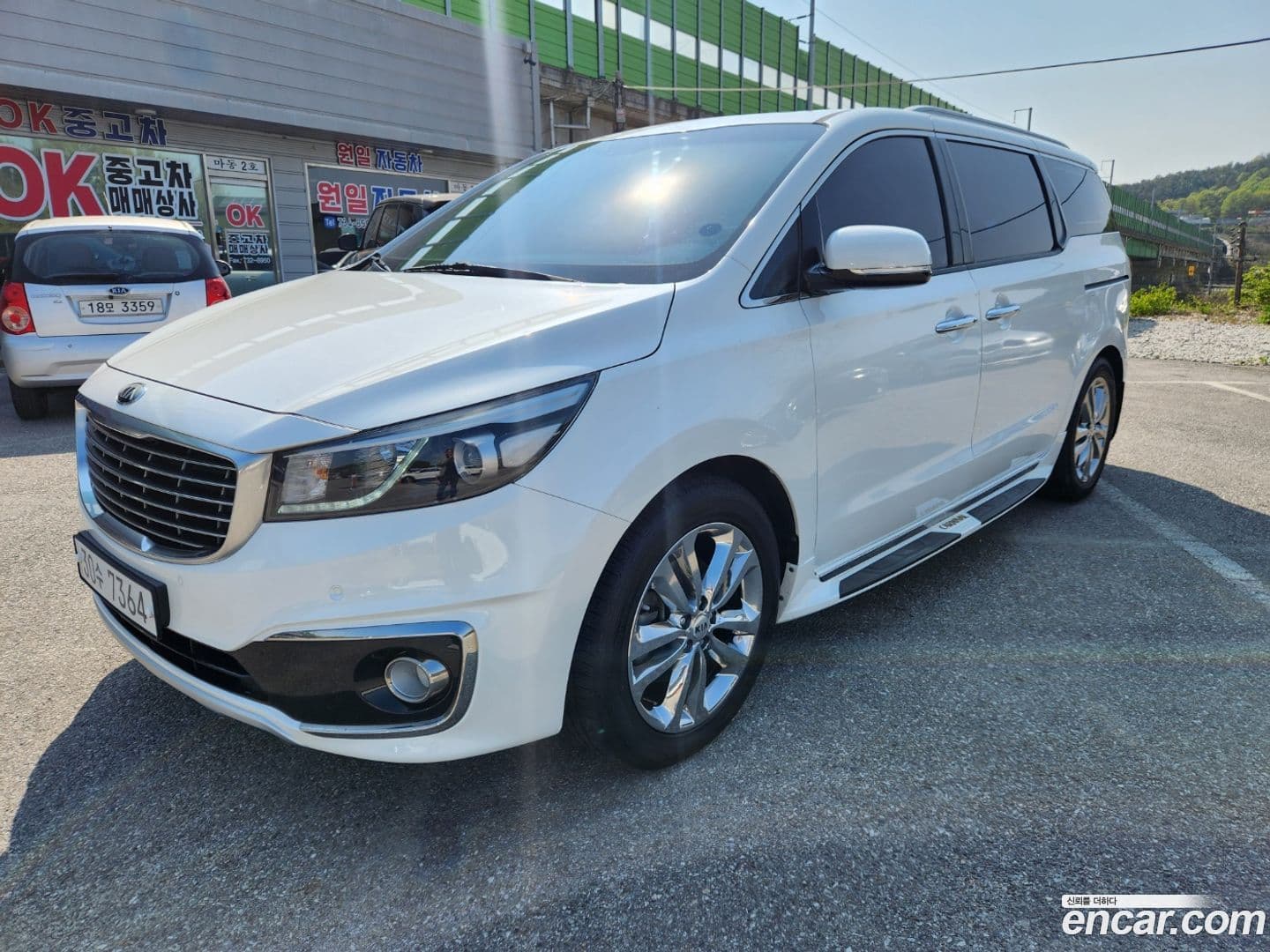 Main__Slider__Photo:Canival Kia 2017.3-0