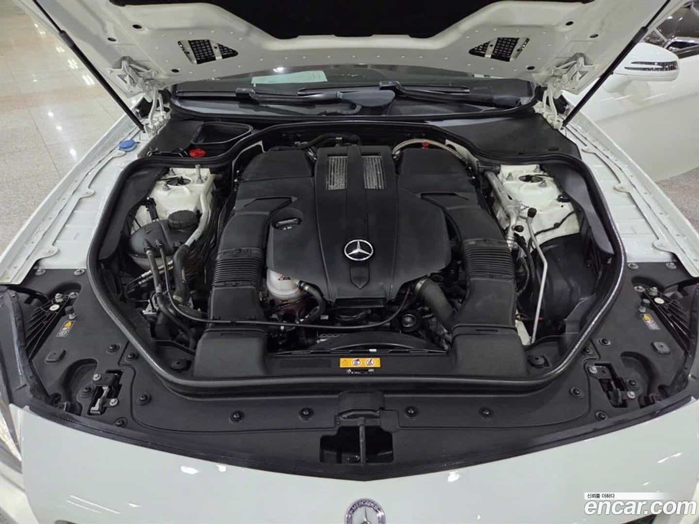 SL-Class Mercedes-Benz 2016.2-OPTION-022