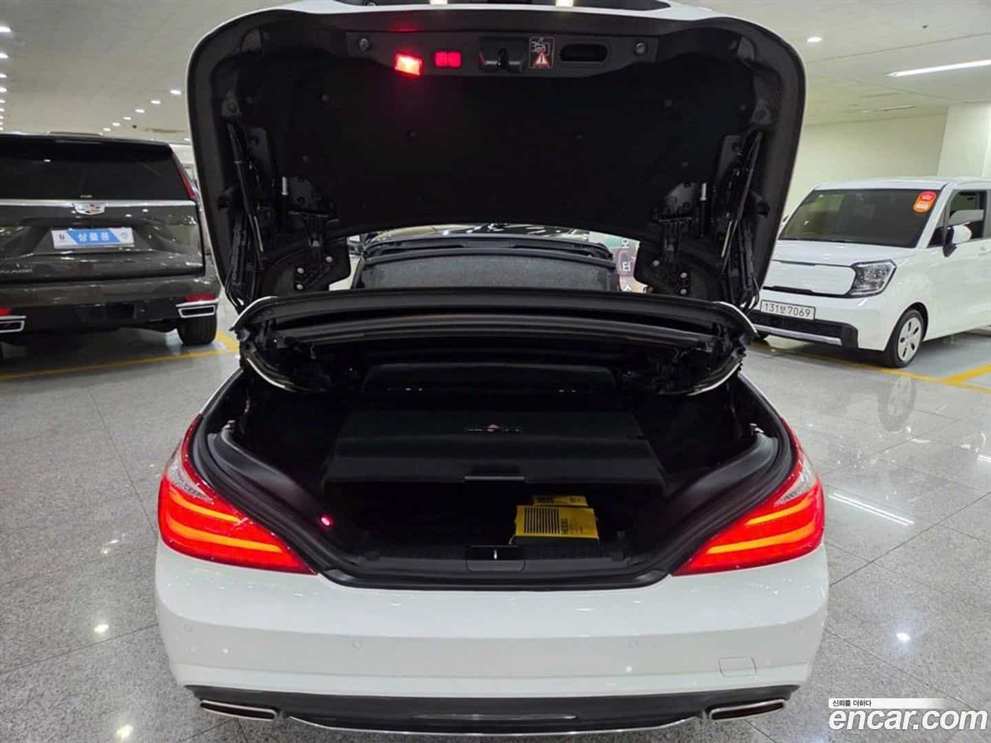 SL-Class Mercedes-Benz 2016.2-OPTION-023