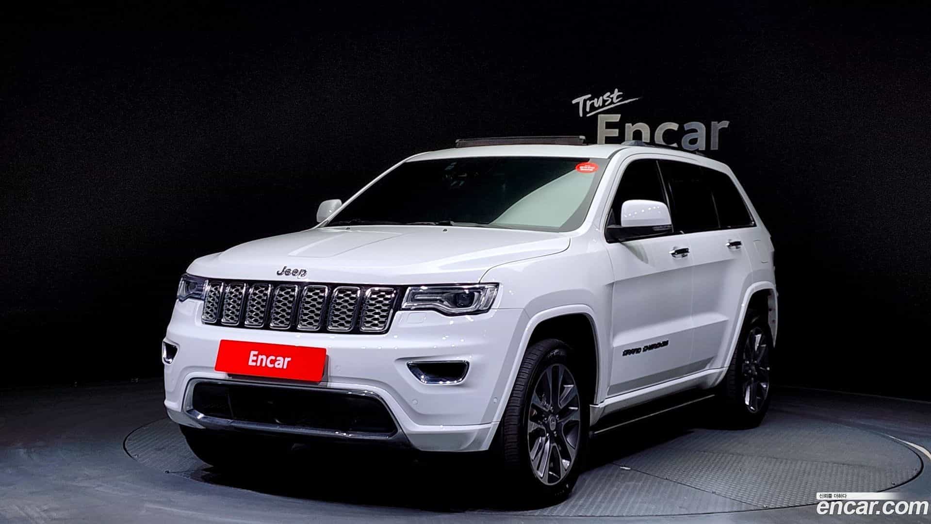 Cherokee Jeep 2018.0-OUTER-001