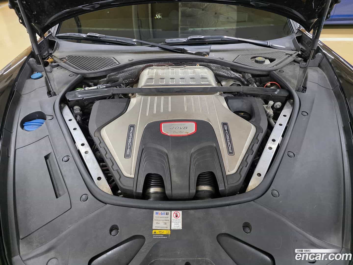 Panamera Porsche 2019.10-INNER-006