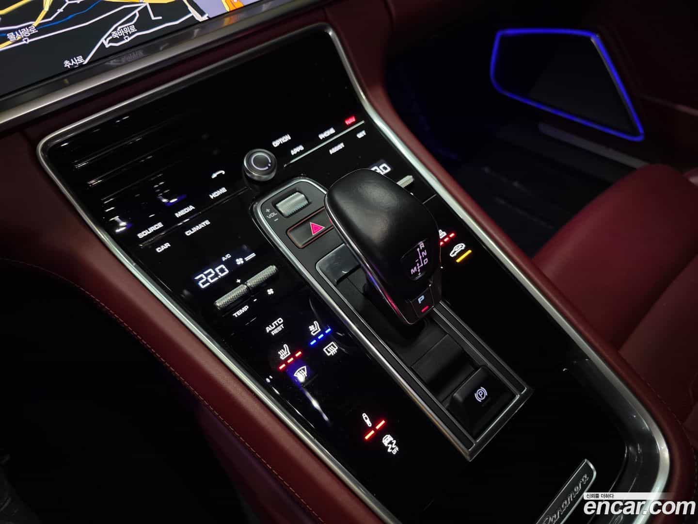 Panamera Porsche 2019.10-OPTION-017