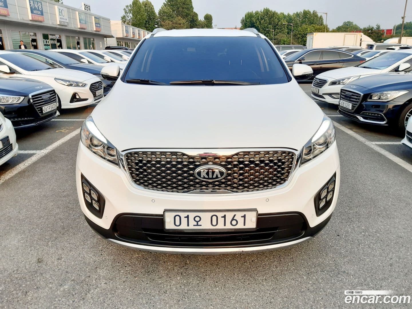 Main__Slider__Photo:Sorento Kia 2016.4-0