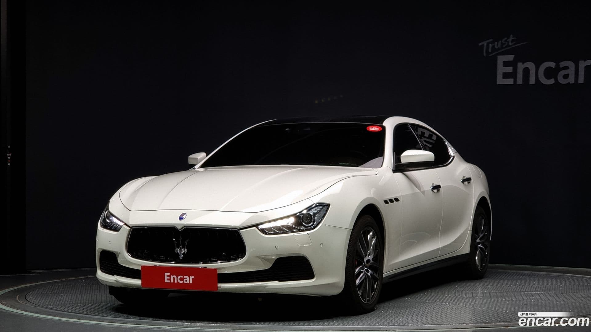 Main__Slider__Photo:Ghibli Maserati 2017.4-0
