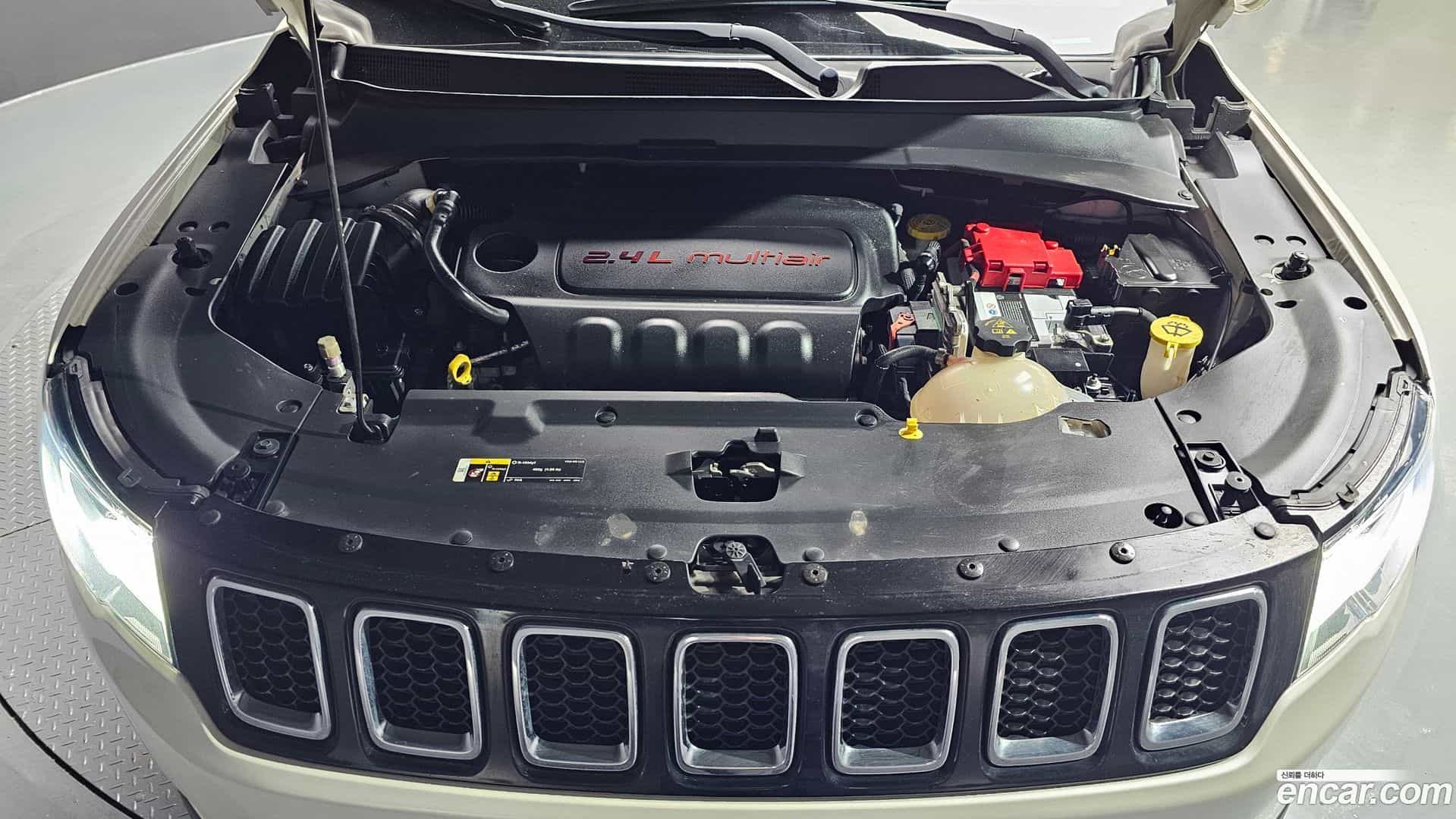 Compass Jeep 2019.3-INNER-006