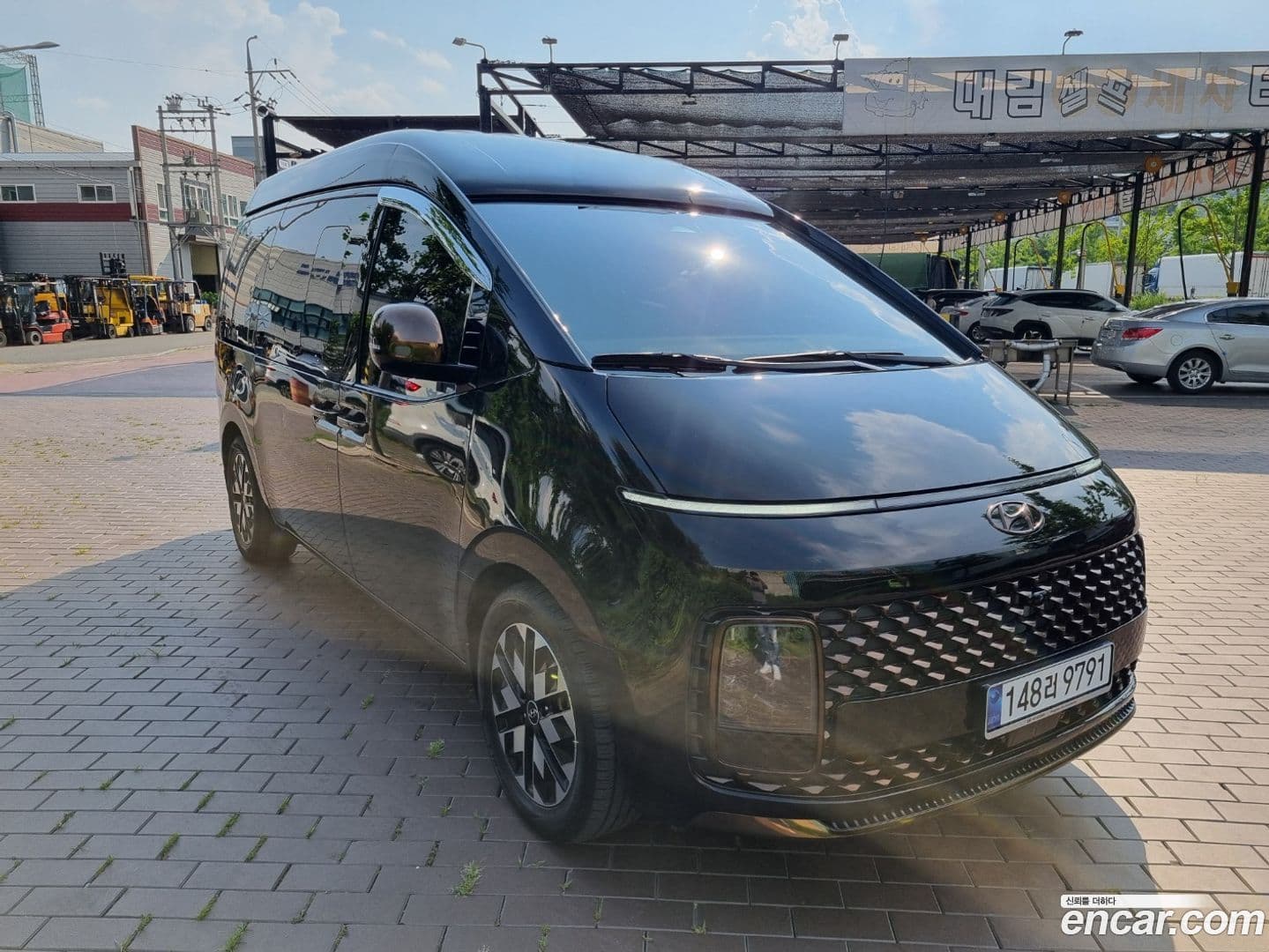Main__Slider__Photo:Staria Hyundai 2023.1-0