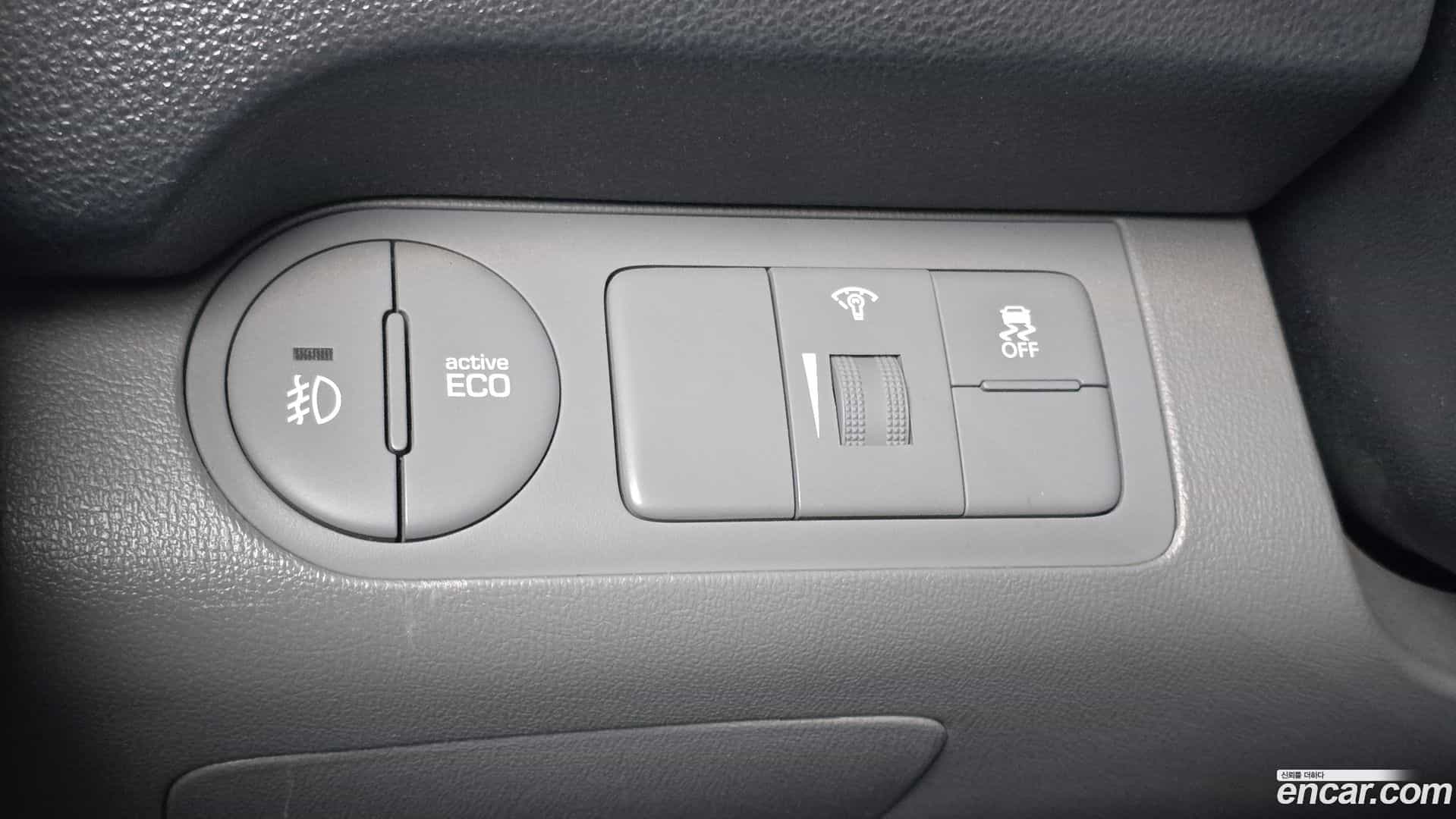 Starex Hyundai 2019.4-OPTION-019