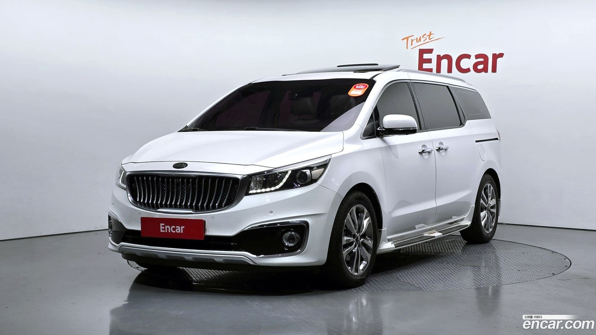 Main__Slider__Photo:Canival Kia 2017.8-0